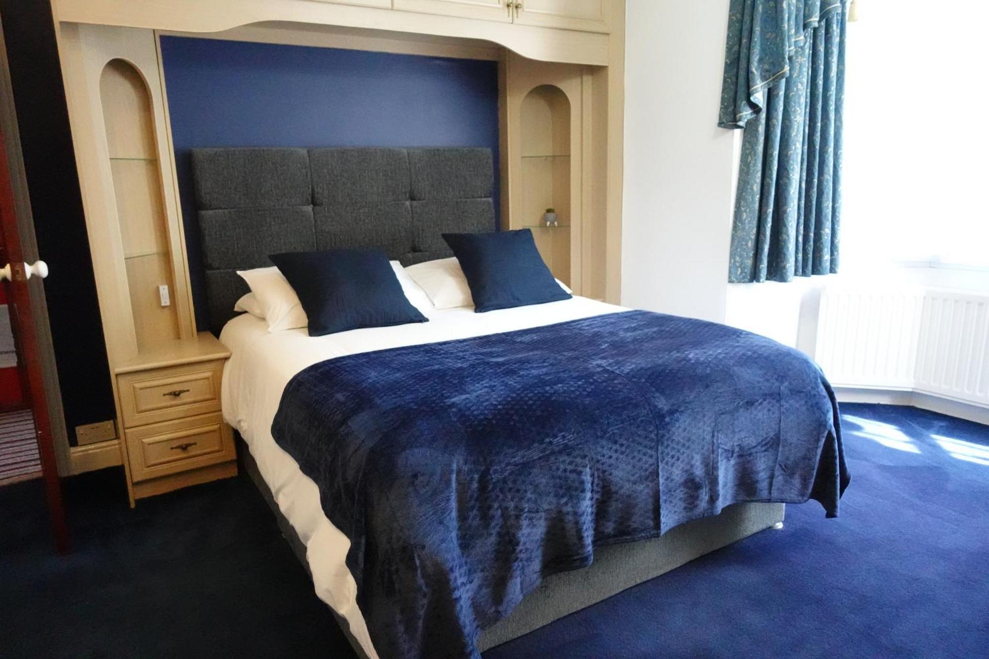 Huge 9 Bed Property Sleeps 17, Near Nec, City Centre, Hs2 Birmingham Buitenkant foto