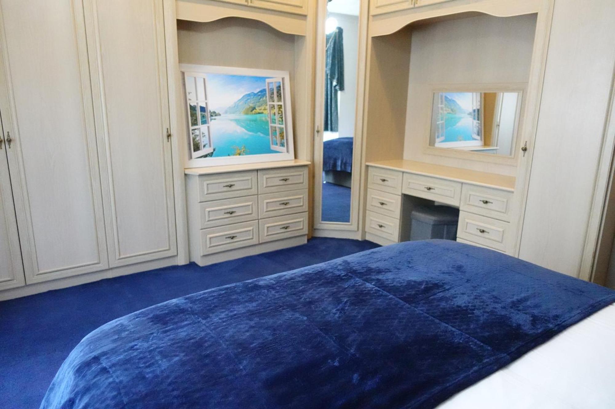 Huge 9 Bed Property Sleeps 17, Near Nec, City Centre, Hs2 Birmingham Buitenkant foto