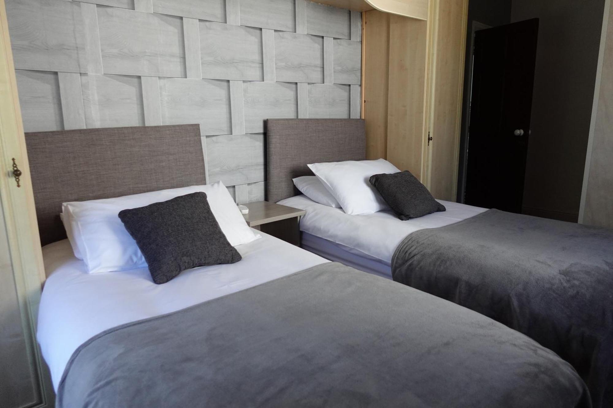 Huge 9 Bed Property Sleeps 17, Near Nec, City Centre, Hs2 Birmingham Buitenkant foto