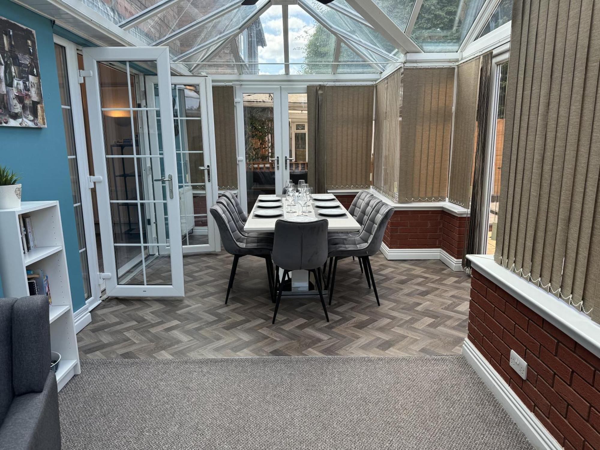 Huge 9 Bed Property Sleeps 17, Near Nec, City Centre, Hs2 Birmingham Buitenkant foto
